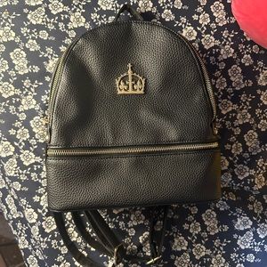 Six the musical backpack